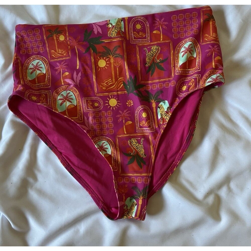 Old Navy Wild Pink Cheetah french cut bikini. medium